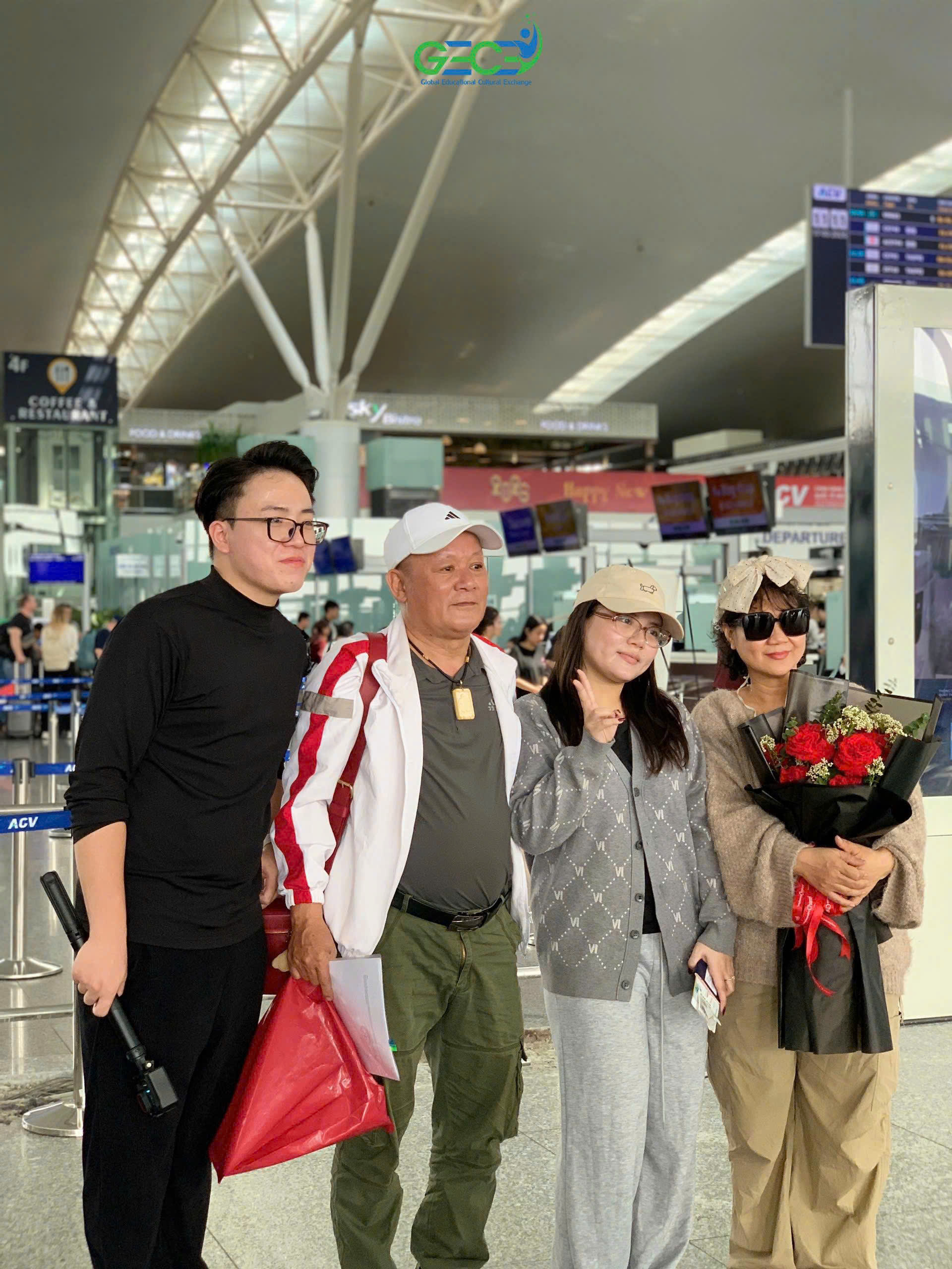 Ngày lên đường sang Atlanta – Khoảnh khắc không thể quên của bạn gái Hà Nội